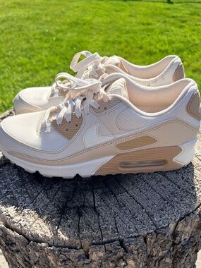 Women’s Nike Air Max Sneakers